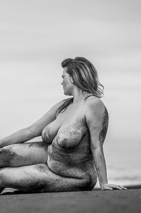 Ruby Roxx nudes star img