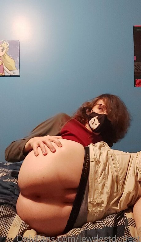 lewdestdudest star adult pic