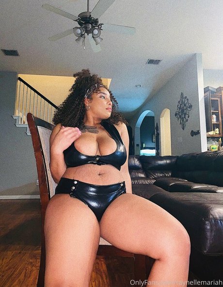 raynellemariah star pornographic pictures