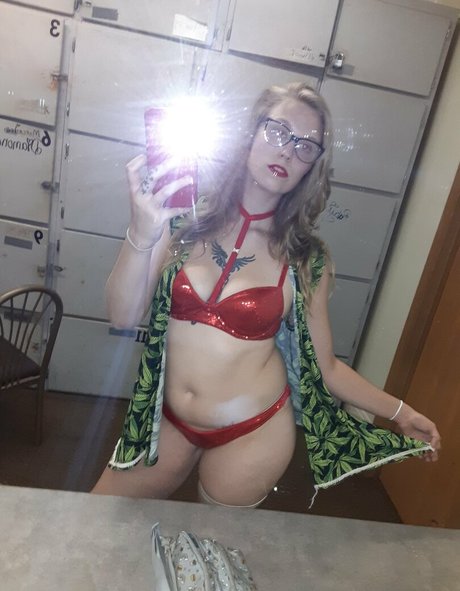 mislonglegs xxx actress photos