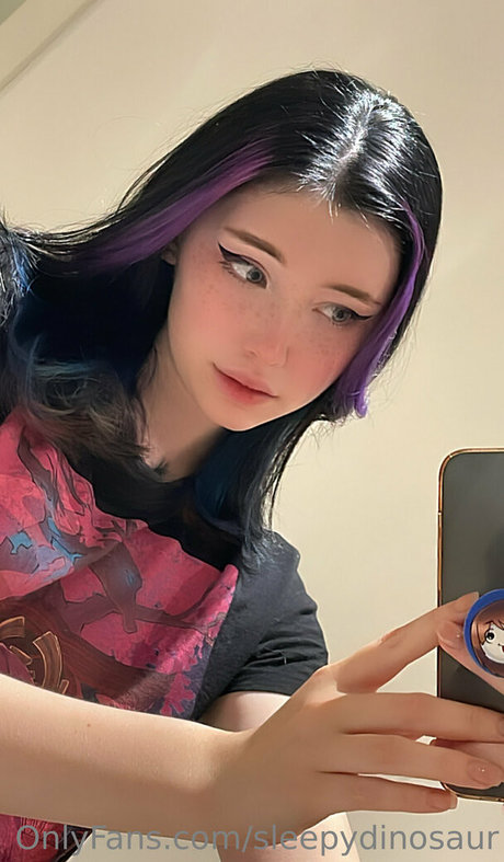 SleepyDinosaur top model galleries