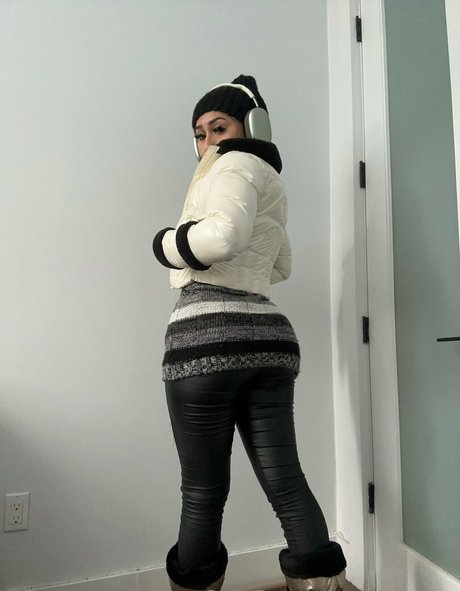 bvncaaa nudes star photos