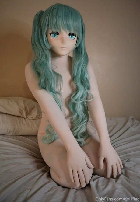 dollified hd pornstar pictures