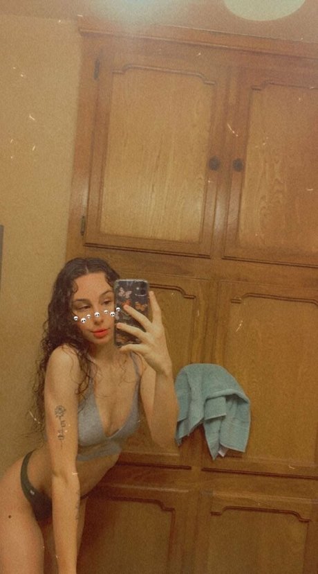 leahjonessxo sex star pictures