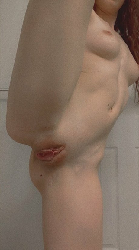 leahjonessxo pornstar naked gallery