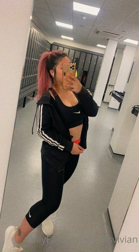 yoitsvivian hd model picture