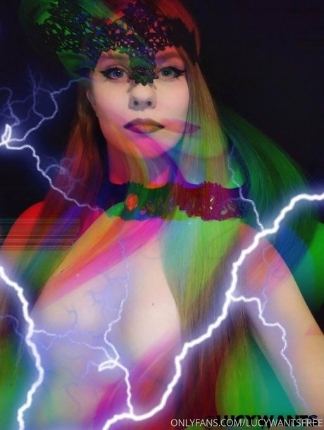 lucywantsfree pornstar adult pic