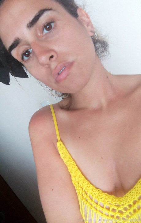 ayahotterthanhell xxx actress image