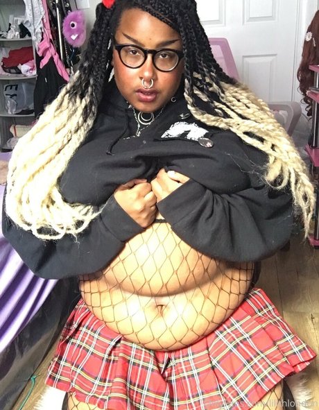 lilithlondon nudes actress galleries