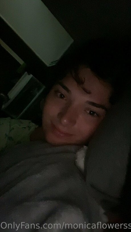 monicaflowerss perfect model picture