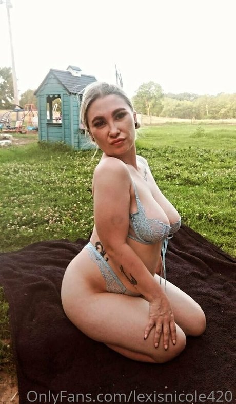 lexisnicole420 star perfect gallery