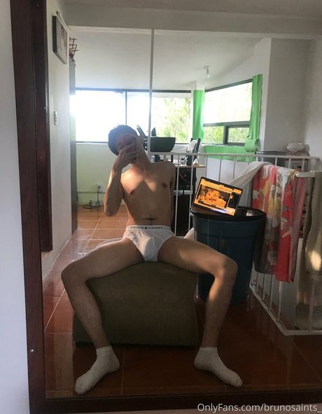 brunosaints_ pornstar top photo