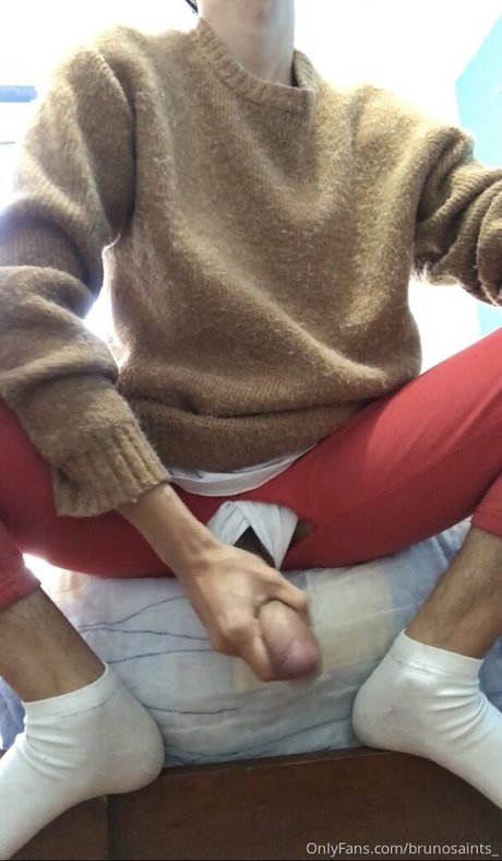 brunosaints_ naked actress gallery