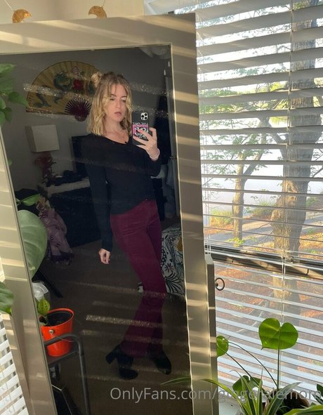 gingeralemom star sexy image