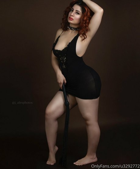 Nadia Ali pretty actress archive