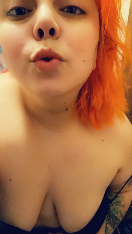 Brave Raisin 4207 star xxx gallery