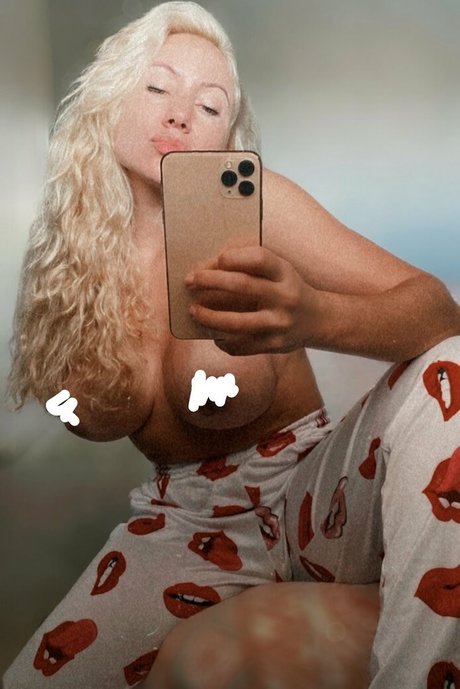 compreinozaffari star erotic photos