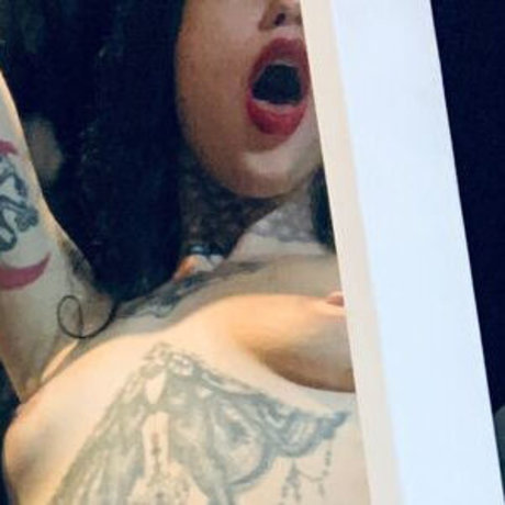 Thulle Montes hd actress pic