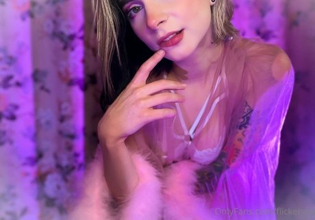 Flickerspark beautiful actress photo