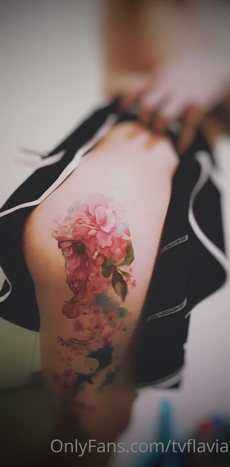 tvflavia art model gallery