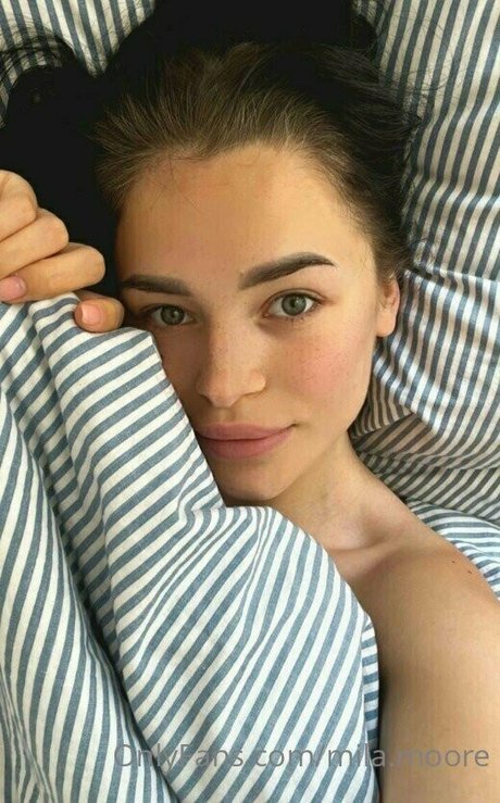 your milamoore pornstar erotic pictures