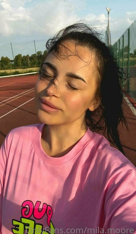 your milamoore model pic