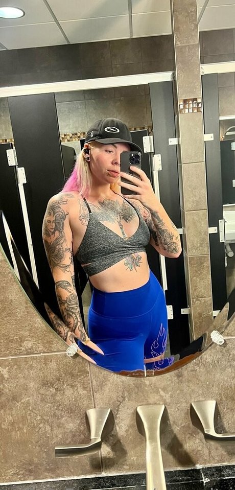 v vanity sexy pornstar images