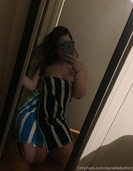 daniellebelfort porn model img