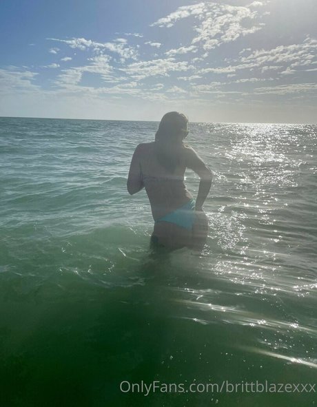 brittblazexxx nude model photo