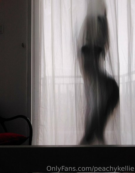 peachykellie hot pornstar galleries