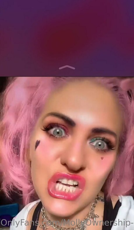 mollyperkoset nude actress picture