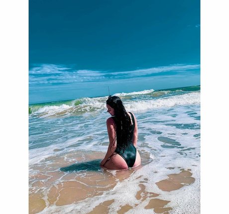 Dale08gc nude actress pics