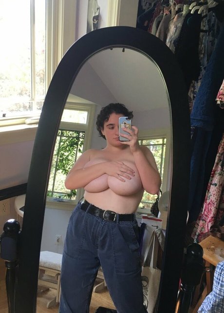 Alida Roos hd model pics