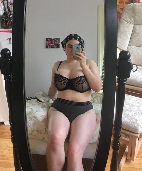 Alida Roos pretty pornstar galleries