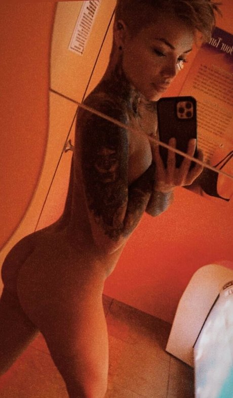 Kris Karson star hot pics