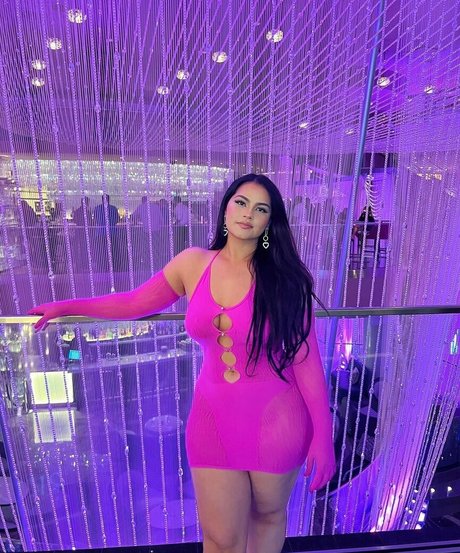 _isabelxx porn actress photos