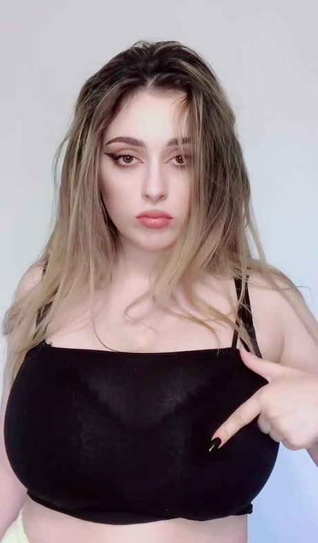 Sarah White pornstar xxx image