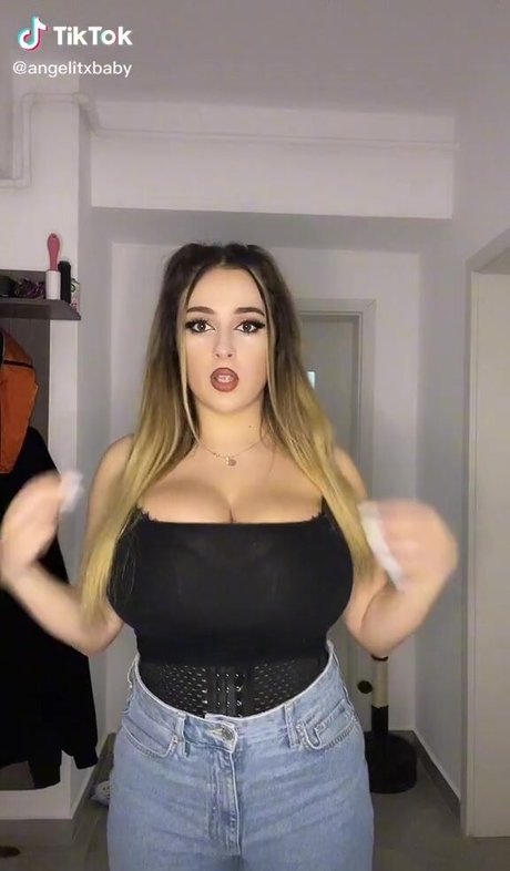 Sarah White star xxx pictures