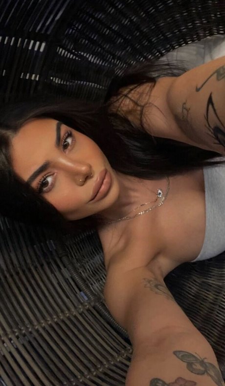 foreignbabie model high quality images