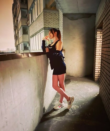 Foxyirene exclusive pornstar image