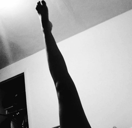 caracagl naked pornstar photo