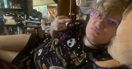 cynthia 666 adult actress pictures