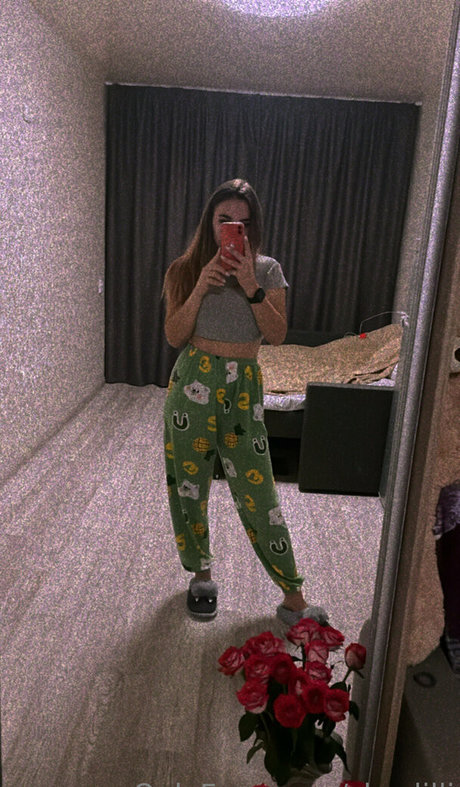 shy lilli model erotic gallery