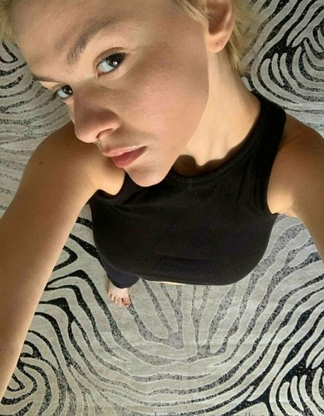 hollyrolly star pretty images