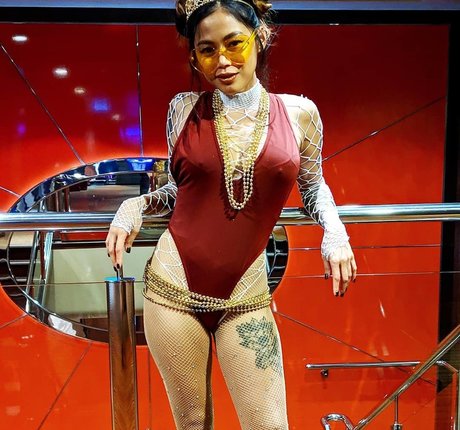 MissesMae hd model photo