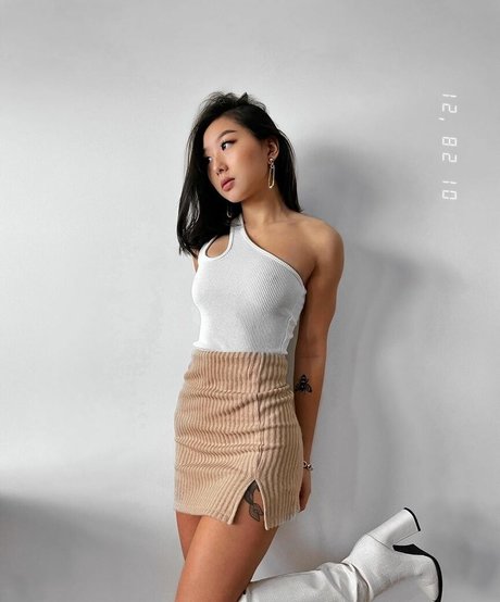 vivacious honey model sexy archive