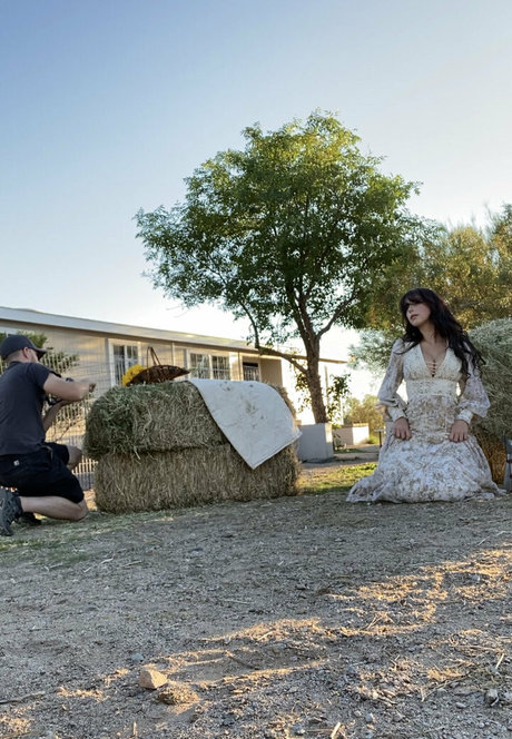 Reedsuicide star sexy pics