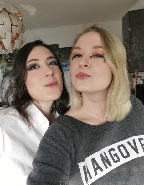 aimufreelia star sex picture