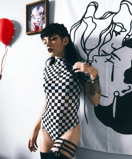 Gianna Frankenstein model pretty galleries