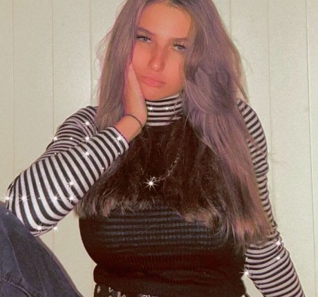 Emizzillo nudes pornstar picture